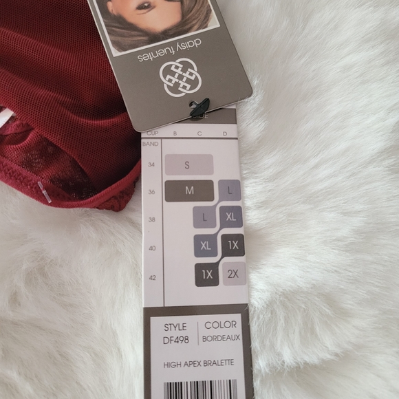 BRAND NEW DAISY FUENTES BRALETTE SIZE S - Picture 5 of 5